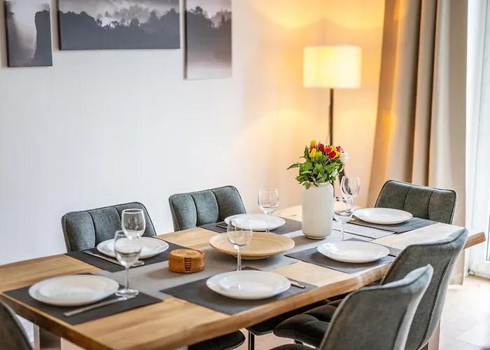 Daire Suedstadt Oase Auf Zwei Etagen 4 Sz Und Balkon *